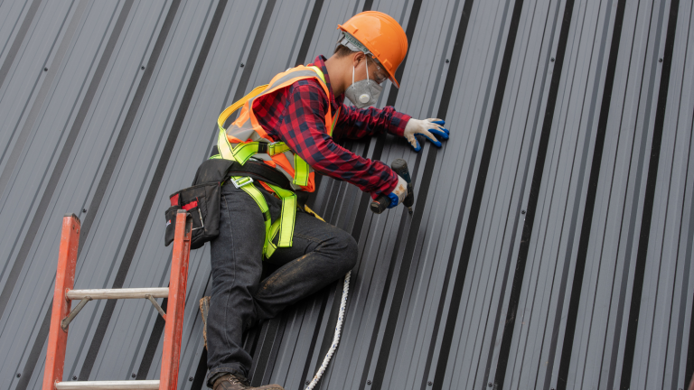 Roofing contractor